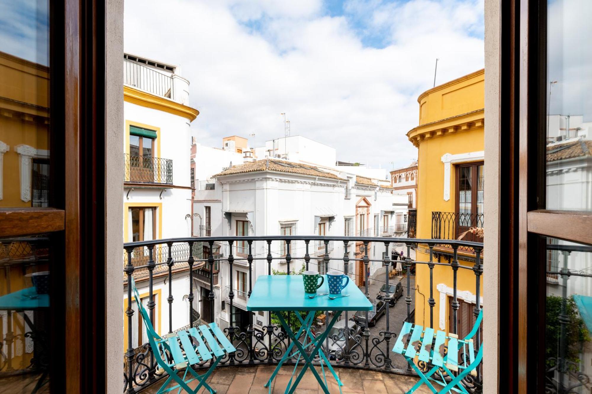 Cathedral Apartment, Upper Floor Apartment Sevilla Exteriér fotografie