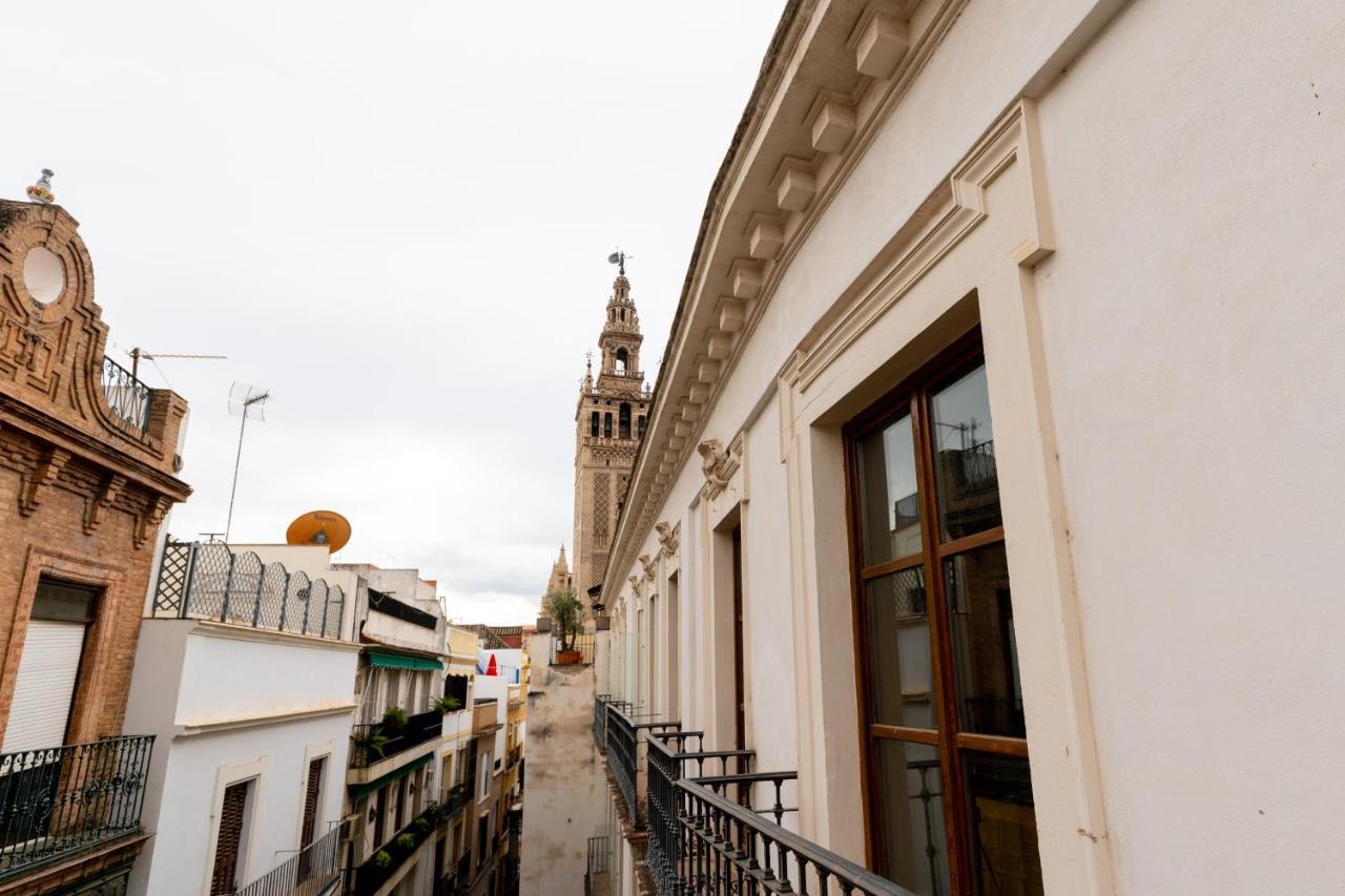 Cathedral Apartment, Upper Floor Apartment Sevilla Exteriér fotografie